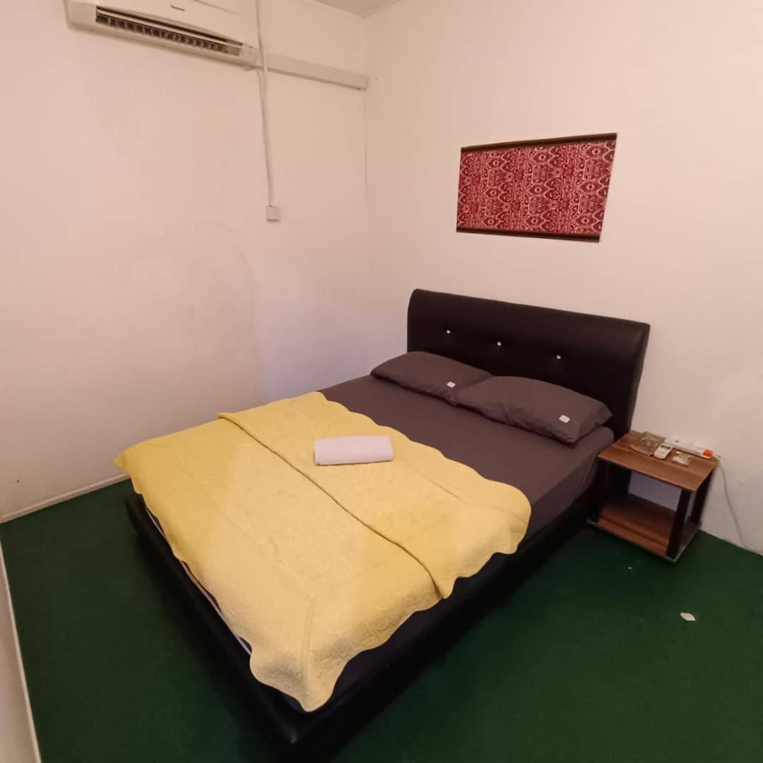 Tabun Homestay Miri Exterior photo